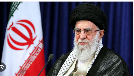 İran Devlet Medyası: Ali Hamaney Hayatını Kaybetti