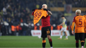 Galatasaray Fenerbahçe'nin gururuyla oynadı 3-0 kazandı