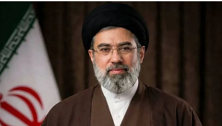 Hamaney: ABD Bölgede Üs Kuramayacak