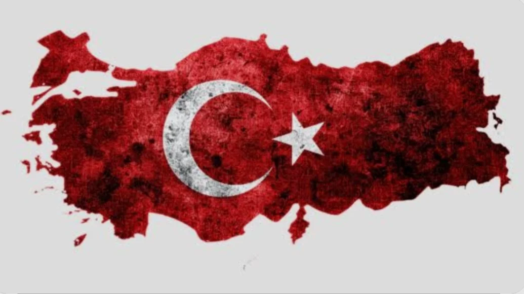 Bastığın Yerleri Toprak Diyerek Geçme Tanı